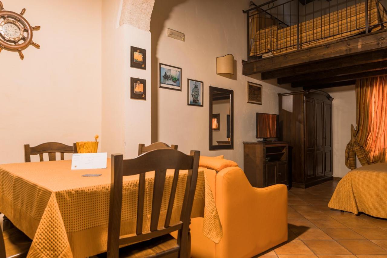 Le Case Di Sottovento Mola di Bari Buitenkant foto